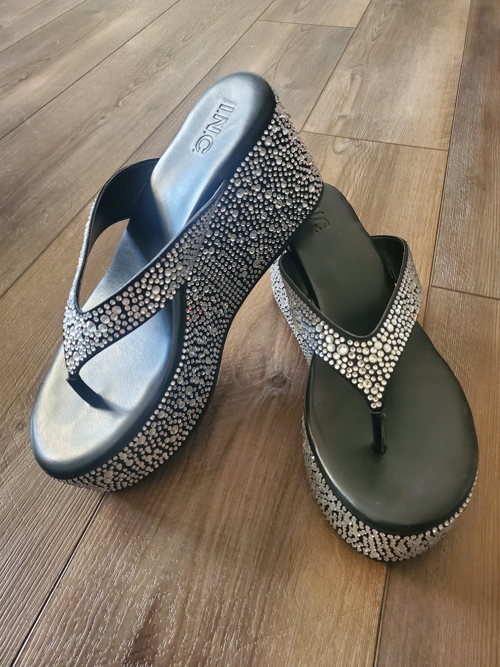 INC International Concepts Black Platform Flip Flops with Silver Rhinestones